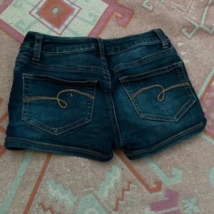 im selling jean shorts! size is kids 10s color is blue and it’s from justice!!